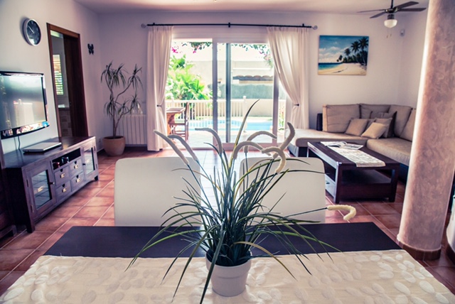 Resa estates Ibiza property for sale sant jordi tourist license livingroom.jpg